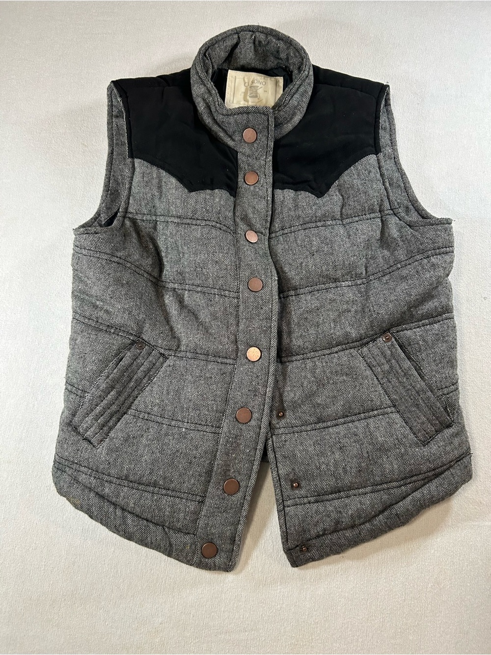 Ci Sono Gray Quilted Vest with Black Shoulder Yoke